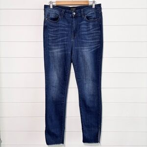 Judy Blue Skinny Fit Split Raw Hem Stretch Jeans, Women's Size 13/31 Dark Wash